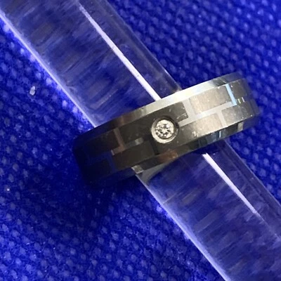 Anillo de banda con acento de diamantes de 0,05 quilates diseño estilo ladrillo carburo de tungsteno para hombre 8,5 Foto 1 de 4