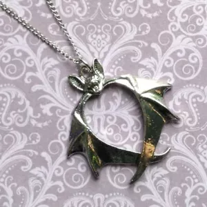 Veritas Bat Heart Silver Tone Pendant Necklace Carpe Noctum By Anne Stokes - Picture 1 of 3