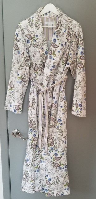 Greece Linen Robe  Crabtree & Evelyn