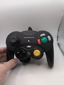 Controller GameCube InterAct Superpad Colori Nero Testato Funzionante - Foto 1 di 2
