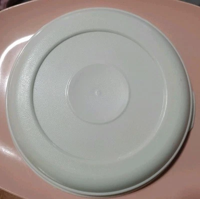 Tapa a presión de repuesto Rubbermaid Servin Saver SOLO 0029 3 redondas blancas 7 1/4" defecto Foto 1 de 4