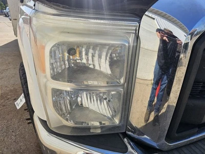 Faro derecho pasajero compuesto para camioneta Ford F250SD 11-16 1256897 Foto 1 de 4