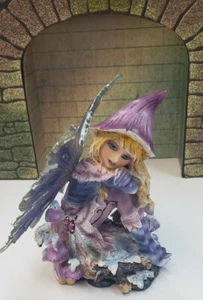 Beautiful Purple Elf Fairy Wearing A Mushroom Hat Fantasy Mythical Resin 5" - Picture 1 of 10