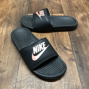 Nike Damen Benassi JDI Slipper Pantoletten Größe 8 Schwarz Rosegold 343881 007 NEUWERTIG - Bild 1 von 9