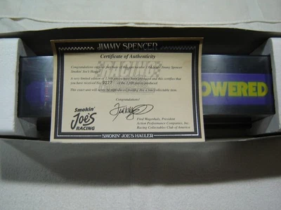 Jimmy Spencer #23 1995 Smokin Joe's Transporter 1/64 acción RCCA NUEVO EN CAJA con certificado de autenticidad Foto 1 de 4