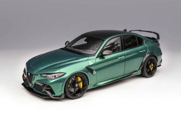 Alfa Romeo Giulia GTAm (Montreal Green) 1/18 Motorhelix M89008 - Photo 1/4