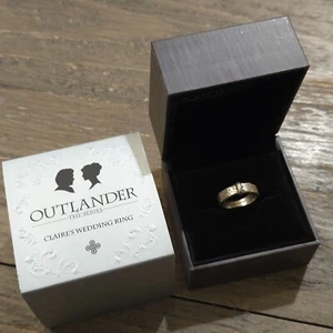 OUTLANDER TV SERIES OFFICIAL JAMIE CLAIRE FRASER SILVER WEDDING RING BIRTHDAY - Picture 1 of 16