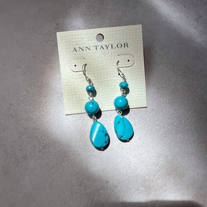 Pendientes colgantes Ann Taylor turquesa con cuentas tono plata nuevos con etiquetas - Imagen 1 de 4