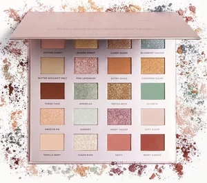 ICONIC LONDON Treat Yourself Eyeshadow Palette 20 Shades - New In Box - Picture 1 of 5