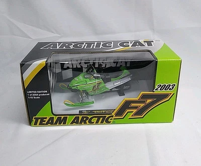 2003 Arctic Cat Team F7 1:18 Diecast Toy Model Snowmobile Green New Limited Race - Image 1 of 4
