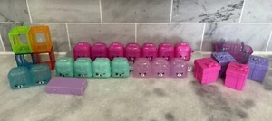 Lot of 26 blind boxes and bags Shopkins collectibles - Picture 1 of 4