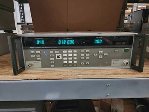 Fluke 6061A Synthesized RF Signal Generator 10kHz-1050MHz Unit #2 - Picture 1 of 2