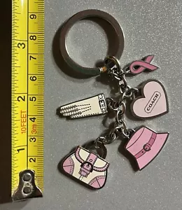 Autentico portachiavi COACH con ciondoli: borsa/cappello/guanto/cuore/cancro simbolo - Foto 1 di 7