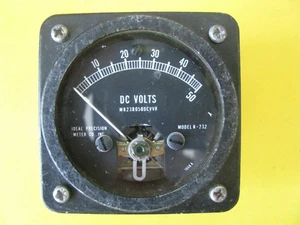 Vintage Voltmeter Meter 0-50 VDC - Picture 1 of 1