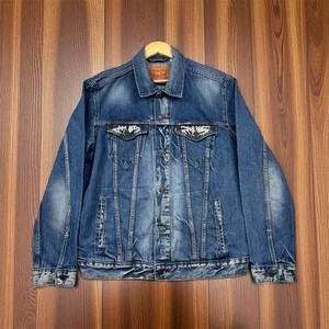 Levi's Men's Large Blue Denim Bomber Jacket Faded Distressed Trucker 72334 - Picture 1 of 14