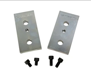 WFO Concepts Leaf Spring Axle Relocation Blocks, 2.5" wide, with bolts - Picture 1 of 5