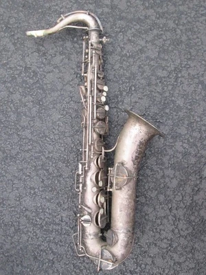 VINTAGE '20s  MARTIN C Melody Saxophone SAX PARTS BEVELED TONE HOLES! - Image 1 of 4