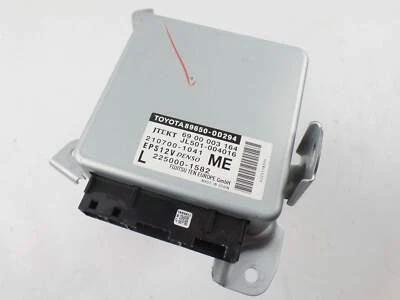 Centralina servosterzo Toyota Yaris P13 1.3 89650-0D294 - Immagine 1 di 4