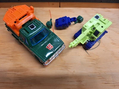 Hasbro Transformers: Hoist & Scavenger, vintage 1985, green, Toyota, excavator - Image 1 of 4