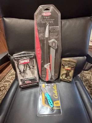 Juego de mini alicates Rapala de 5" / Tijeras Super Line / Cuchillo para filete de 8" / Cuchillo Cabella Foto 1 de 4