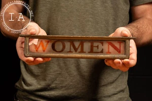 Ende 19. Jahrhundert Buntglas und Ätzglas "Frauen" Pullman Schild - Bild 1 von 4