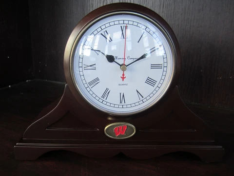 U Of WISCONSIN Badgers WOOD Mantle MANTEL Clock NEW in Box Ncaa memory company Cover