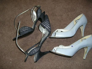 GRAY HEEL SHOE AND BLACK OPEN TOE SIZE 8 - Picture 1 of 5