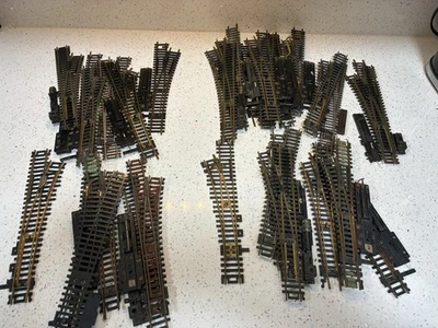 HO SCALE TRAIN SNAP TRACK SWITCHES LOT OF # 32 ATLAS CASDIO # 4 BRASS PREOWNED - Image 1 of 4