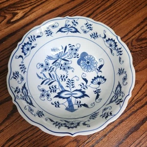 NEU Blue Danube Servierschale blaue Zwiebel Japan 9" Porzellan gewellter Rand - Bild 1 von 6