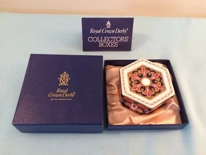 Royal Crown Derby Collectors' Box English Fine Bone China New in Box w/booklet - Picture 1 of 9