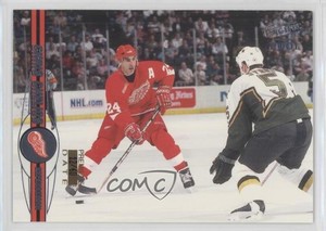 2000-01 Pacific Premiere Date /40 Chris Chelios #145 HOF