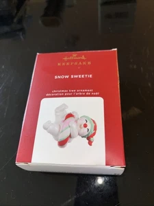 Hallmark Andenken 2020 Snow Sweetie Weihnachtsschmuck - Bild 1 von 1