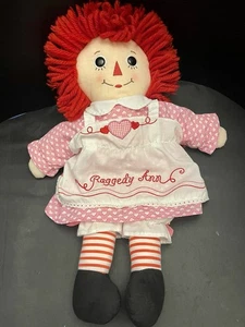 2012 Hasbro Raggedy Ann Plush 16” Doll Handmade by Aurora Embroidered Apron Pink - Bild 1 von 11