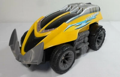 TYCO 2003 R/C YELLOW HOT POPPER REMOTE CONTROL CAR 40 MHz NO CONTROLLER UNTESTED - Image 1 of 4