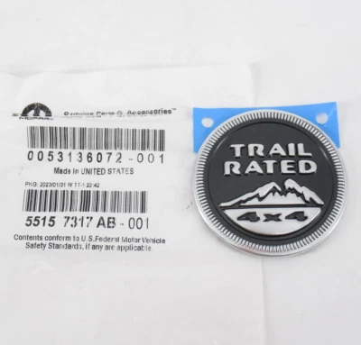 Original OEM Mopar Jeep 55157317AB Guardabarros Emblema Insignia Medallón TRAIL CLASIFICADO 4x4 Foto 1 de 3