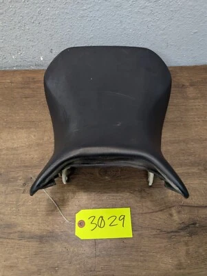 2007 SUZUKI SV650 OEM FRONT DRIVER SEAT CUSHION PAD SADDLE - 45100-16G21-W05 - Image 1 of 4