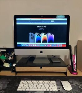 Apple iMac 21,5" 2017 (1TB HDD, Intel Core i5 7a Generazione, 2,3 GHz, 8GB) 