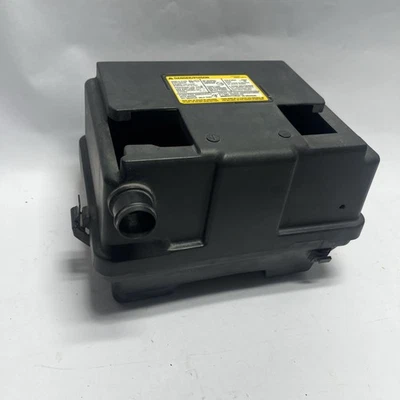 Chevy Colorado GMC Canyon 2004-2012 caja de batería tapa cubierta superior e inferior OEM Foto 1 de 4