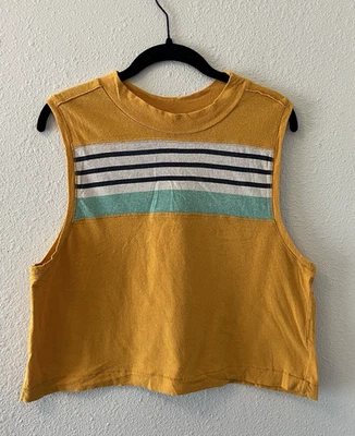Camiseta sin mangas We the Free People para mujer pequeña a rayas amarilla recortada retro años 70 boho Foto 1 de 4