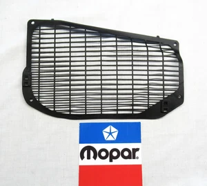 70 71 72 73 74 Barracuda Cuda AAR Challenger RT T/A capucha ventilación pantalla derecha posterior - Imagen 1 de 4