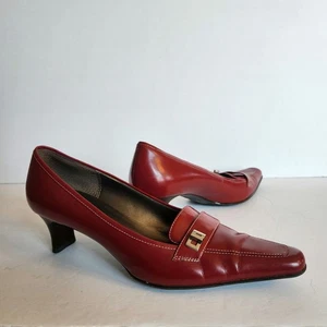 AK ANNE KLEIN IFLEX Pump Womens 9.5M Deep Cherry Red Patent Leather Kitten Heel - Picture 1 of 9