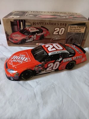 NASCAR Diecast 1:24 Tony Stewart 2004 Monte Carlo #20 Home Depot Día del Padre Foto 1 de 4