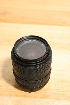 Объектив Sigma Sigma UC ZOOM 28-70 мм f/3.5-4.5 AF - Изображение 1 из 4