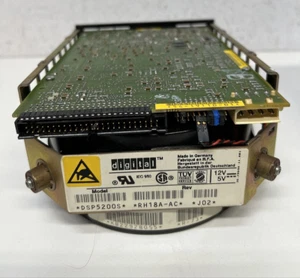 Vintage digital DSP5200S , 2GB ,5.25" ,74-35011-01 , SCSI 50-PIN HDD HARD DRIVE - Picture 1 of 13