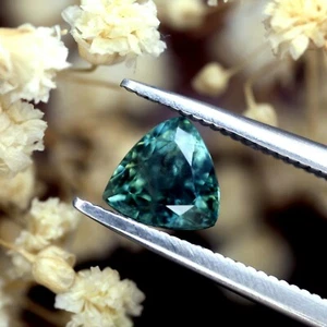 Astounding Certified 1.34ct Natural Teal Sapphire Madagascar Trillion 6x5.9 mm - Picture 1 of 6