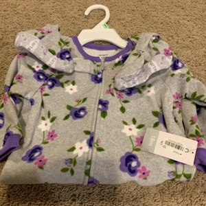 NWT Floral Fleece Footed Pajamas. Size 18 months - Picture 1 of 3