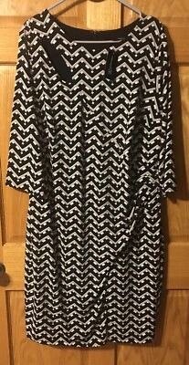 NWT Women’s Plus 2x International Concepts Slimming Chevron Pattern Dress  - Image 1 of 4