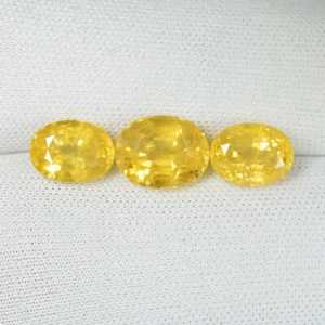 7.70Cts Amazing Fire Natural Yellow Sapphire Oval Set..!!!!!  - Picture 1 of 2
