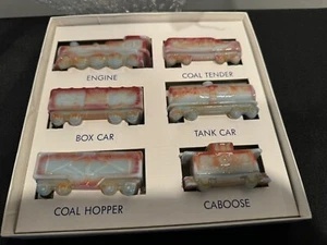 Boyd Glass Train set New old Stock Cadmium Glow - Picture 1 of 3