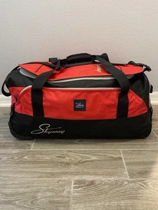 The Skyway Luggage Co. 27”x17”x10” XL Red/blk rolling duffle bag Rollaboard - Picture 1 of 24